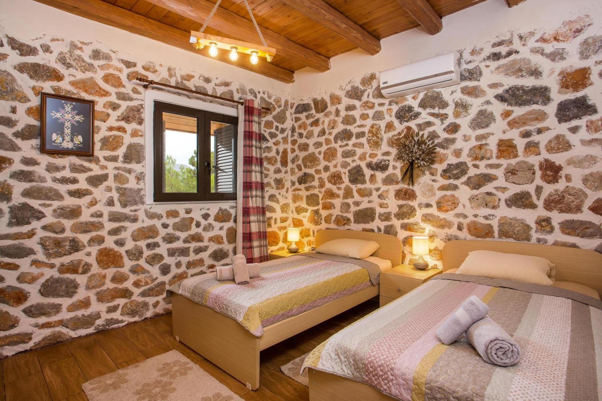 In The Woods Villa