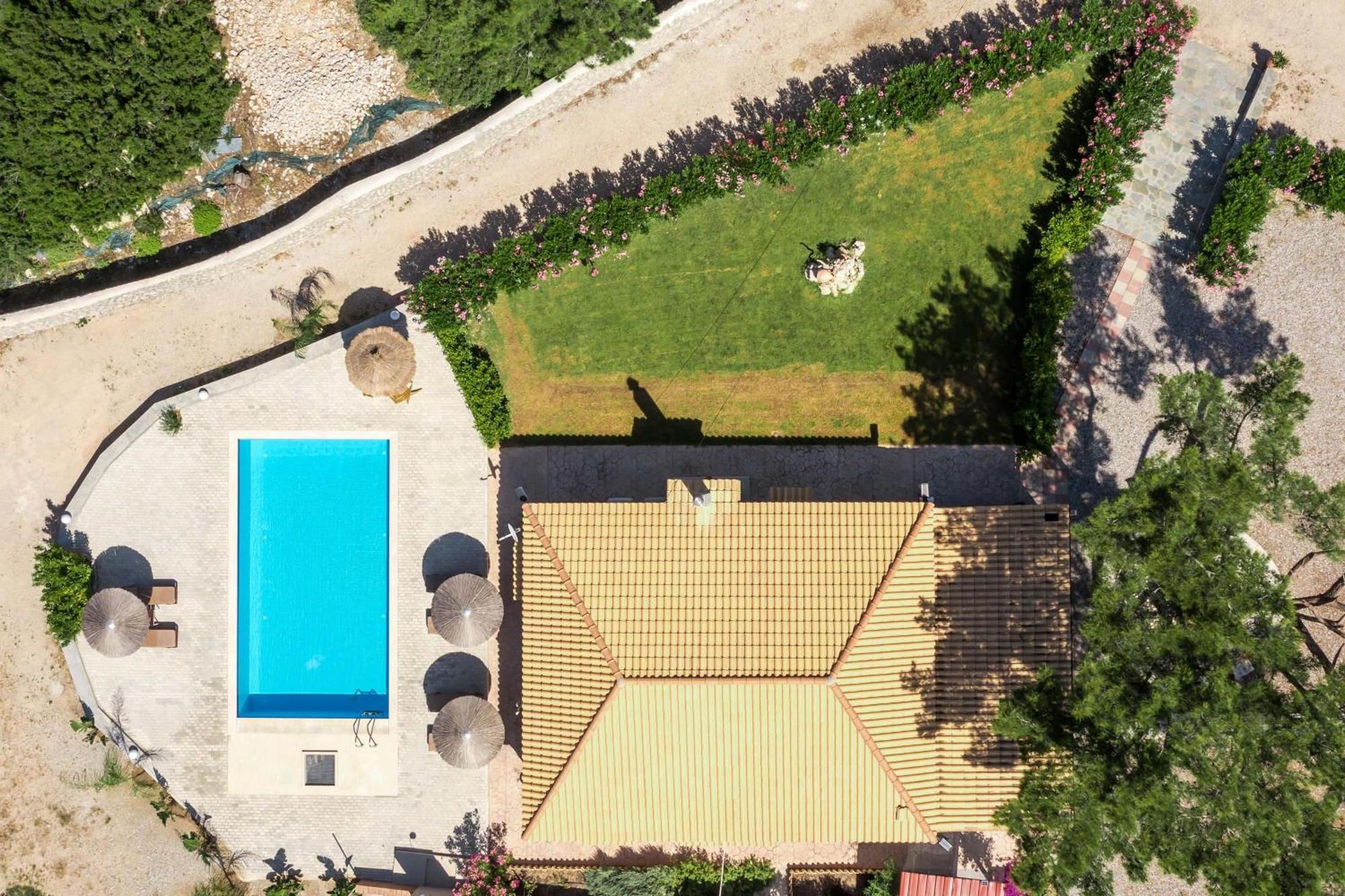 In The Woods Villa Kolymbia